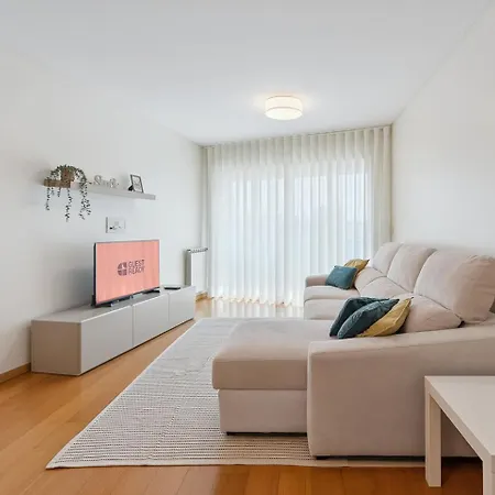 Guestready - Modern In Boavista * Oporto