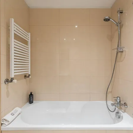 Guestready - Modern In Boavista Oporto