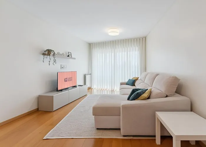 Guestready - Modern In Boavista * Oporto